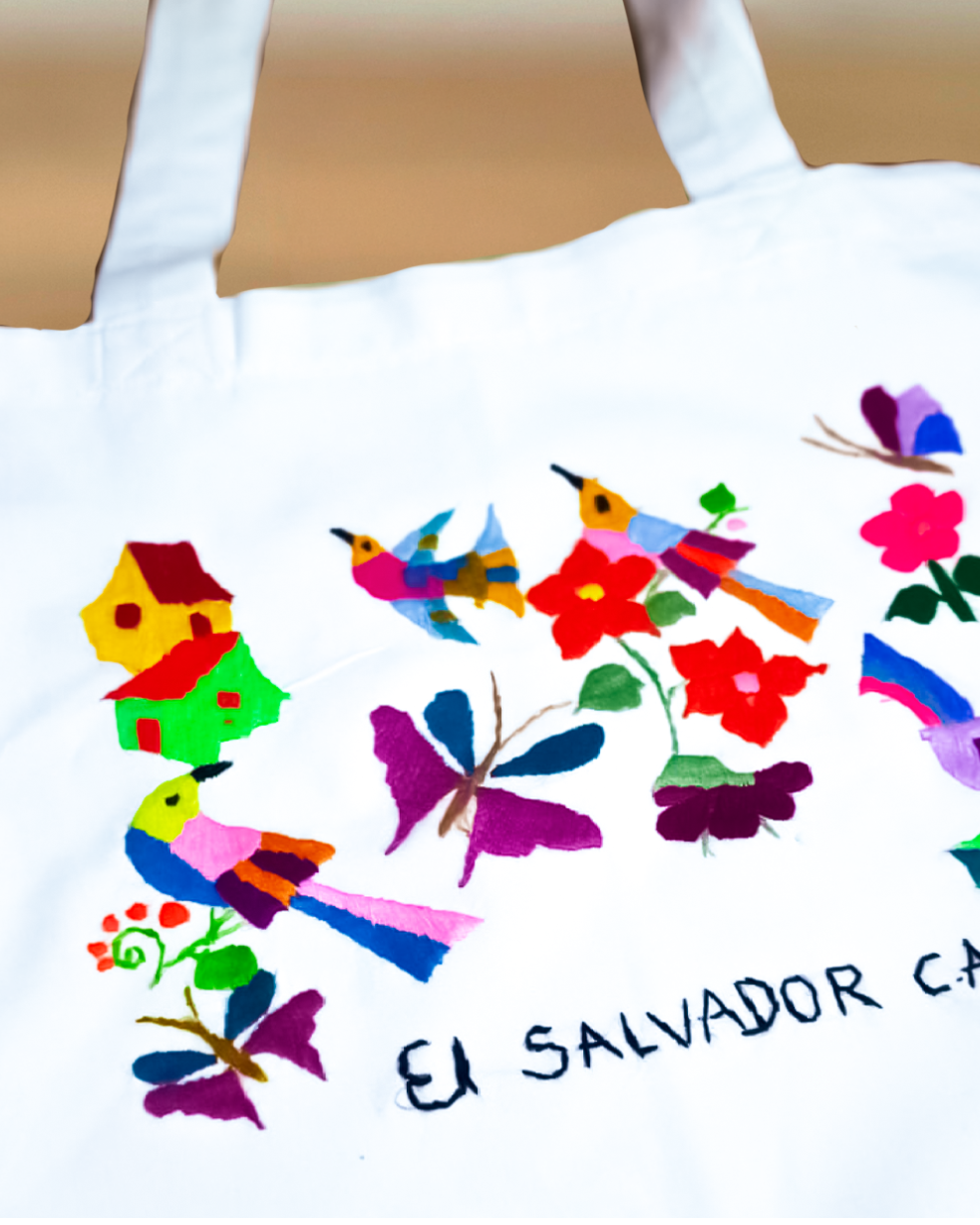 Bolsa manta blanca bordada