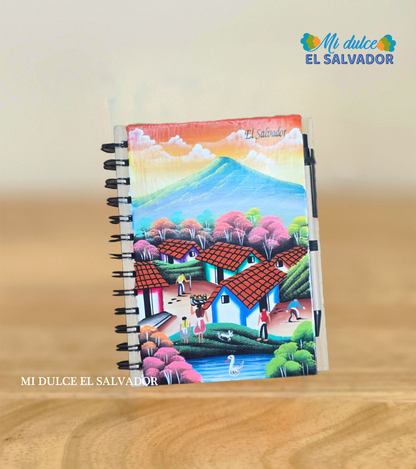 Cuaderno con boligrafo